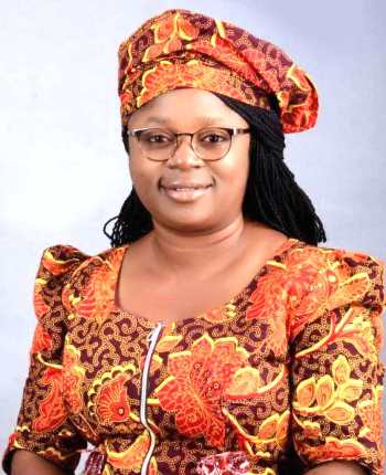Dr. (Mrs.) O.T. Akanle, Registrar/CEO